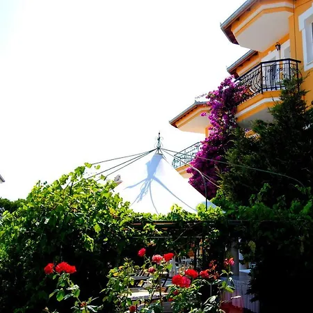 Uzun Apart Aparthotel 2*